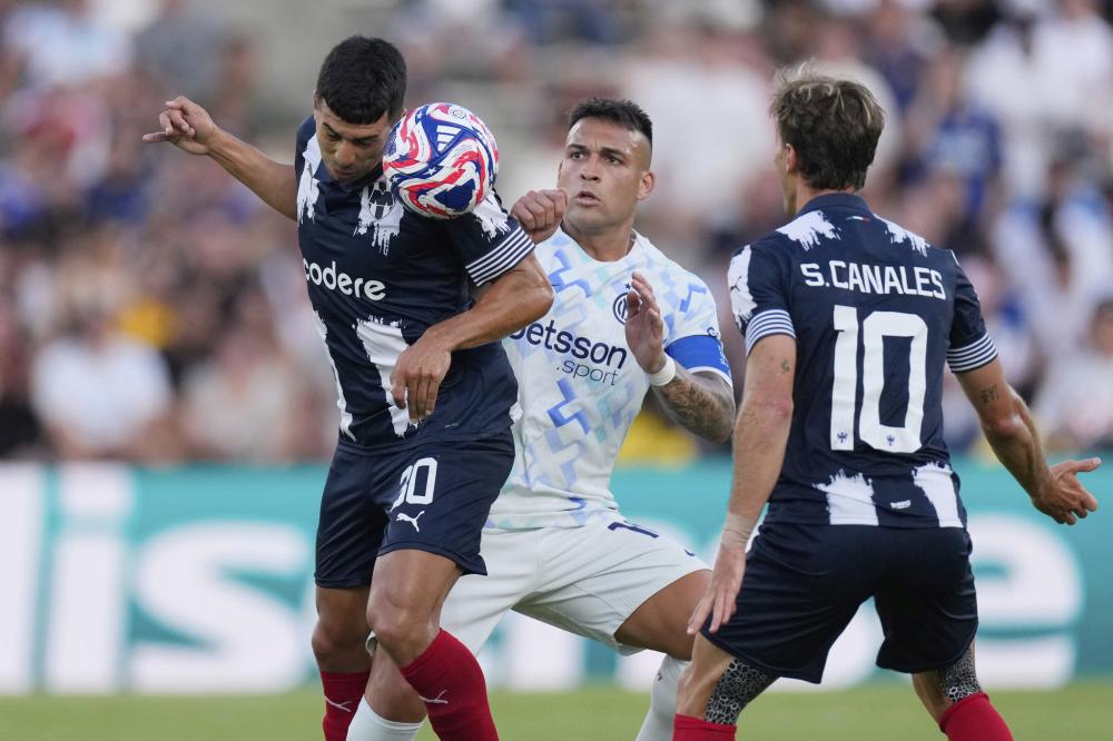 队友为了他拼到抽筋